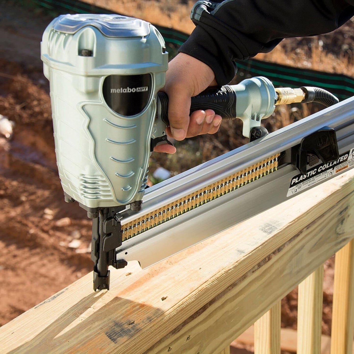 Metabo HPT Clavadora de enmarcado, la marca Pro Preferred de clavadoras neumáticas, revista de 21°, acepta clavos de enmarcar de 2 a 3-1/2 pulgadas, (NR90AES1)
