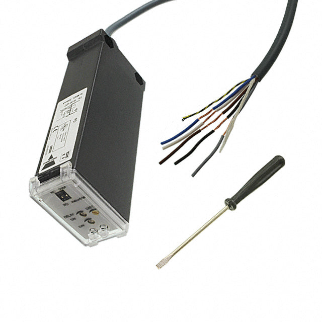 Carlo Gavazzi Inc. PD112CNB25BPM1 - Reflectivo 19.685" ~ 98.425" (500mm ~ 2.5m) - IP67