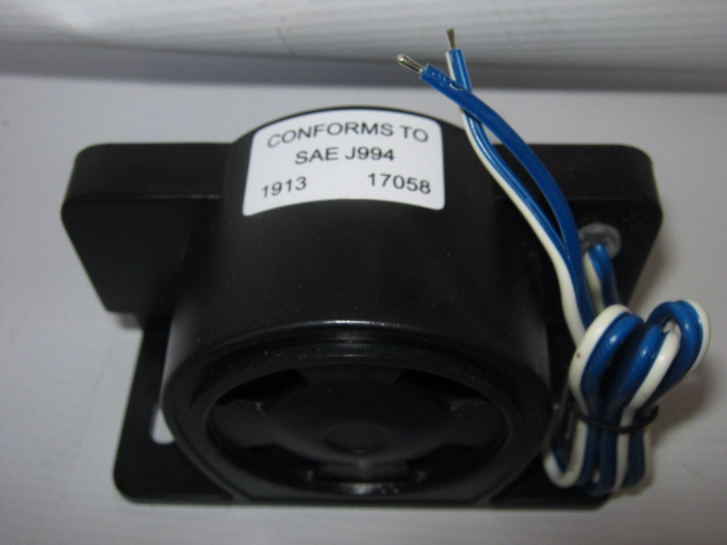 UNIVERSAL VEHICLE SIRENA BACK UP WARNING ALARM w/ OPEN END & LEAD WIRE