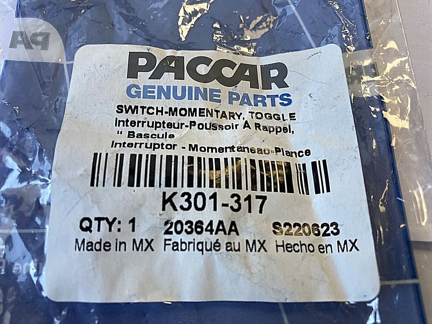 GENUINE OEM PACCAR KENWORTH MOMENTARY TOGGLE SWITCH ~~ K301-317