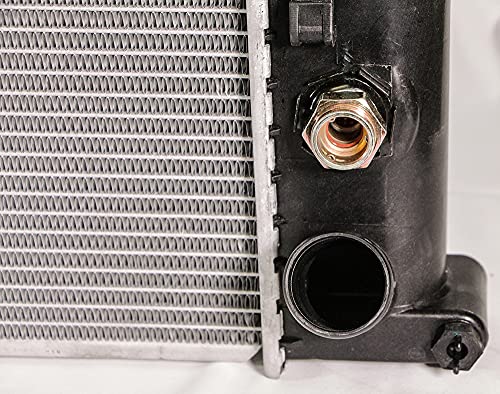 Radiador de repuesto para 89018318 GMC Chevrolet con 6,6L Diesel 2001-2005