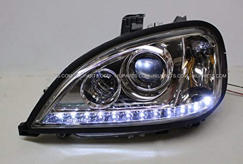 Faro con LED y biseles lado del conductor y pasajero (Compatible con: Freightliner Columbia)