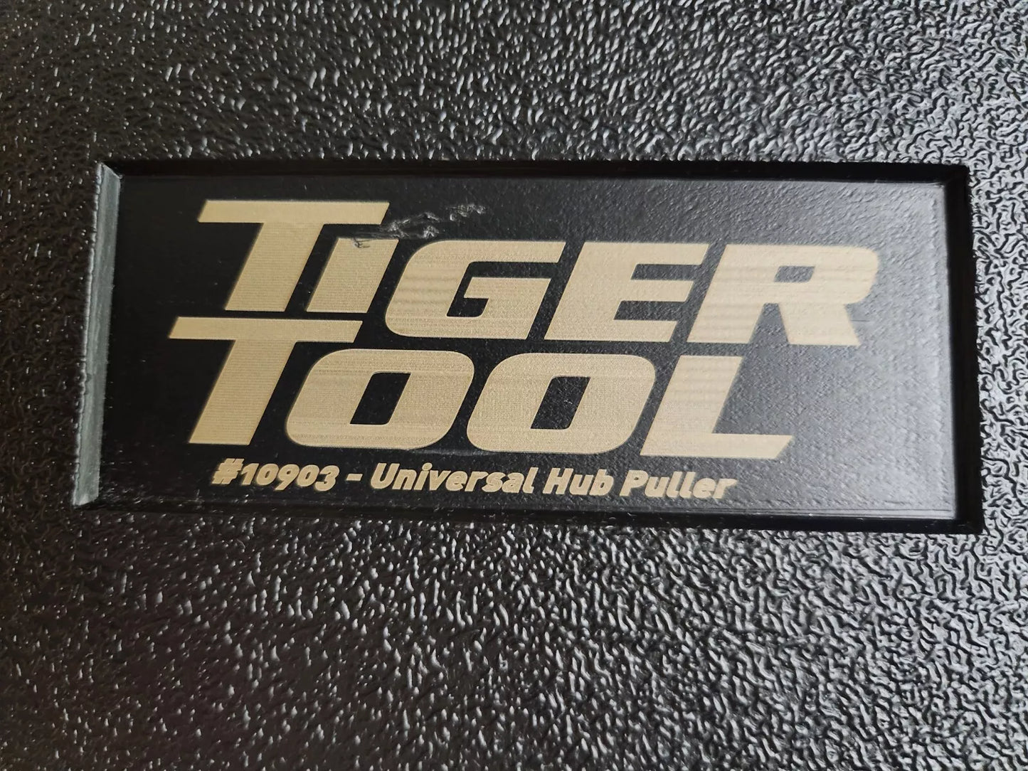 Extractor de cubo universal de alta resistencia Tiger Tool 10903 con estuche