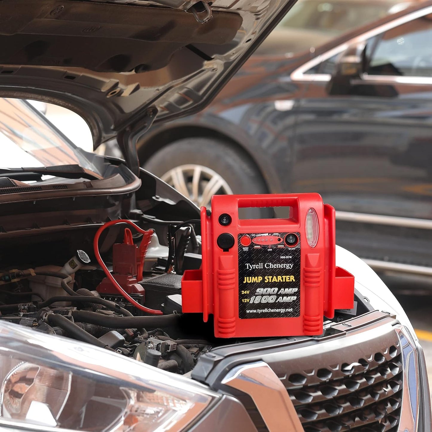 Arrancador de batería 12V/24V de 1800/900 amperios, paquete de refuerzo de batería de camión y cables de puente comerciales, incluye alimentación DC/USB para cargar teléfonos y tabletas, abrazaderas de batería de caja de salto