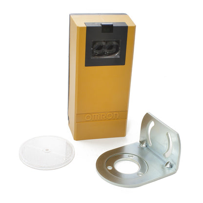 Omron E3K-R10K4-NR interruptor y sensor fotoeléctrico