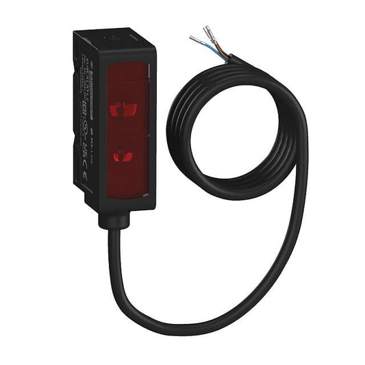 Telemecanique Sensors XUM8ALAYL2 XUM Difuso, Supresión de fondo 4.724" (120mm) 500µs IP67