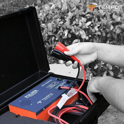 TEMPO Communications PE2003-G - Localizador de fallas de tierra de pulsador | Detección de rotura de aislamiento de cables y cables subterráneos | Señal de alto voltaje | Receptor de marco A | Kit