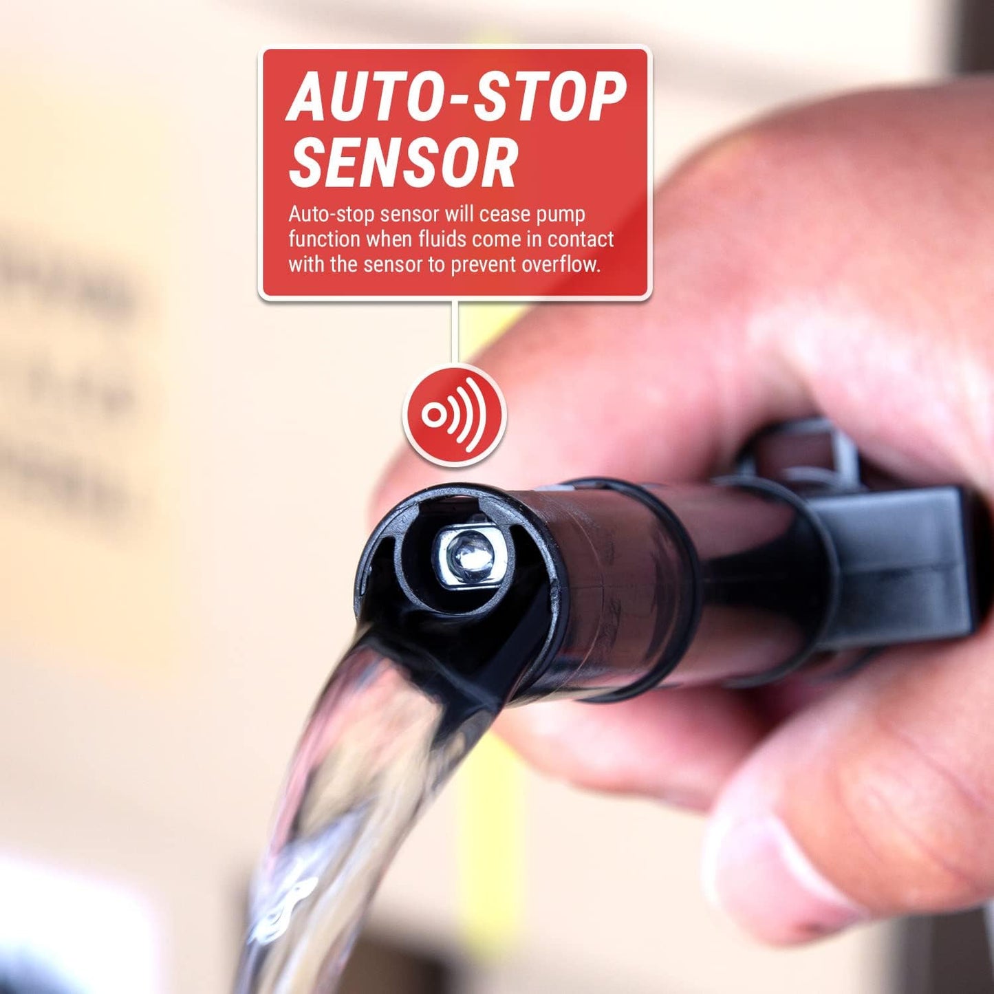 TERA PUMP TRJ5XLR - Bomba de transferencia de combustible de parada automática con batería AA con lata automotriz de 5 galones, manguera de 3.25 pies de largo (velocidad de transferencia de 2.3 GPM)