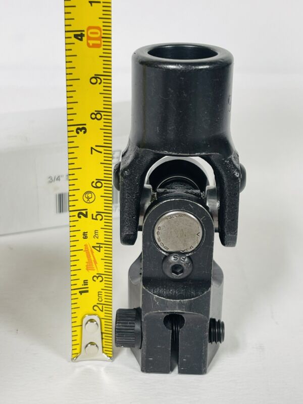 SWEET MFG. 401-50673 STEERING U-JOINT 3/4" SMOOTH TO 22mm 20-SPLINE PINCH BOLT