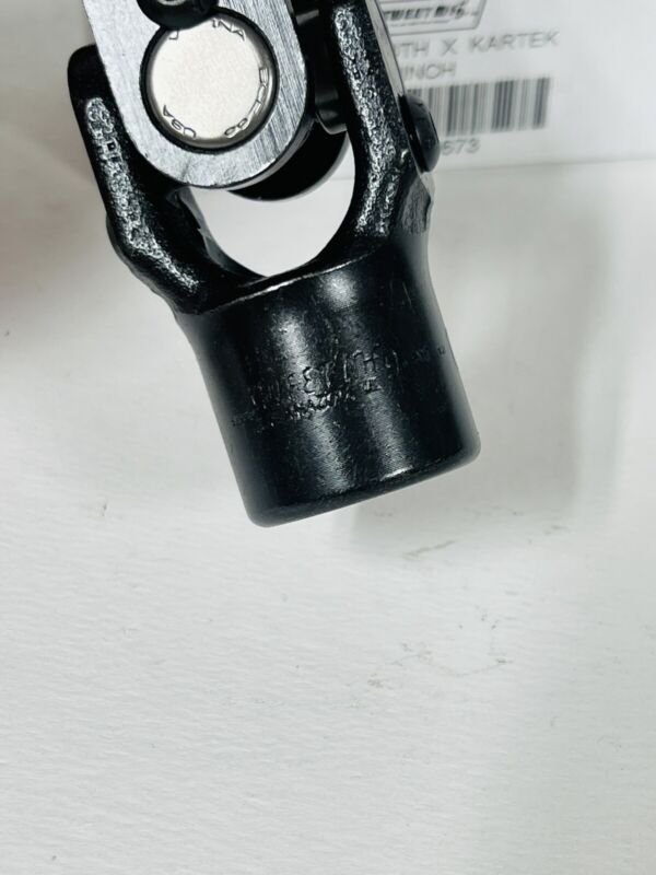 SWEET MFG. 401-50673 STEERING U-JOINT 3/4" SMOOTH TO 22mm 20-SPLINE PINCH BOLT