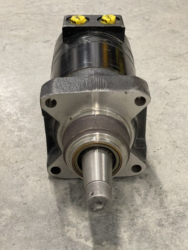 NEW GENUINE OEM TORO DINGO COMPACT LOADER 106-7654 PARKER HYDRAULIC WHEEL MOTOR