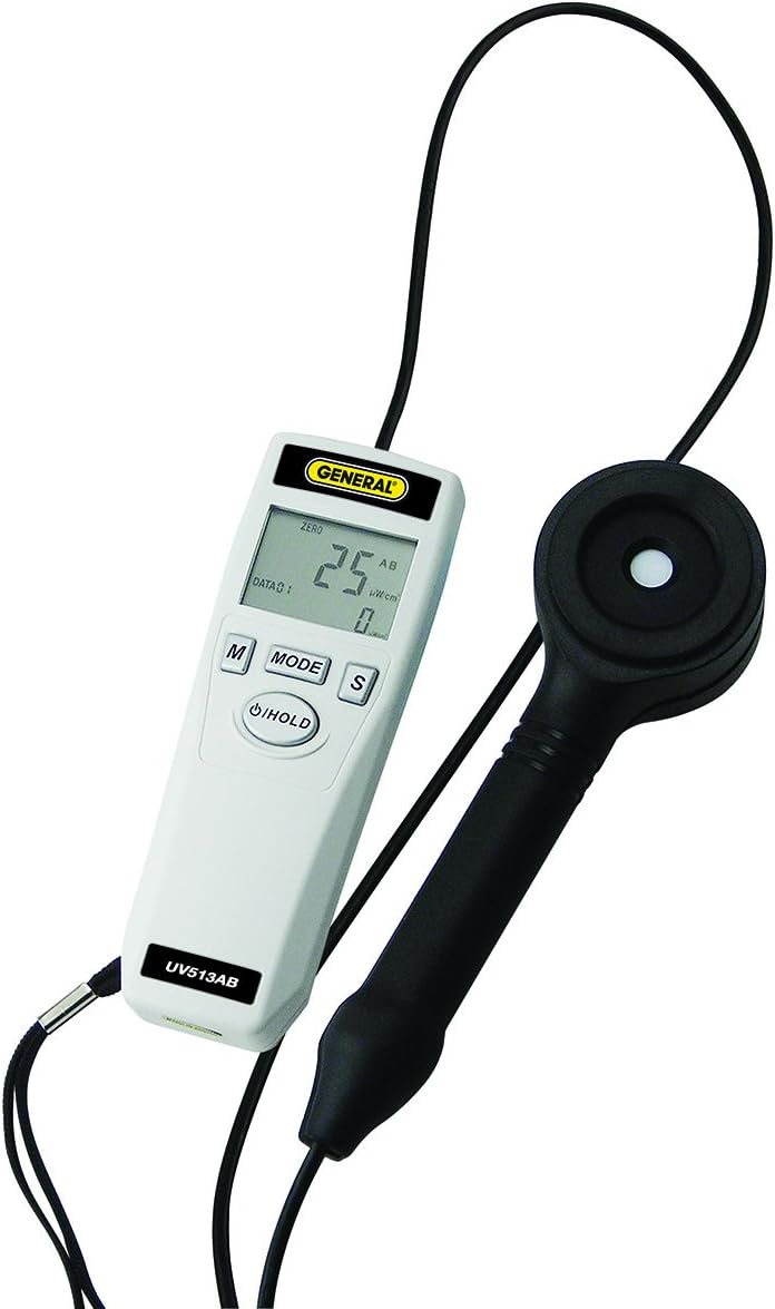 General Tools Medidor digital UVA/UVB | Mide la intensidad UV-A/B (280-400 nm) | Dos rangos, LCD retroiluminado, función de memoria | Monitoreo de seguridad y medio ambiente | El kit incluye trípode y montaje magnético 280-400 nm